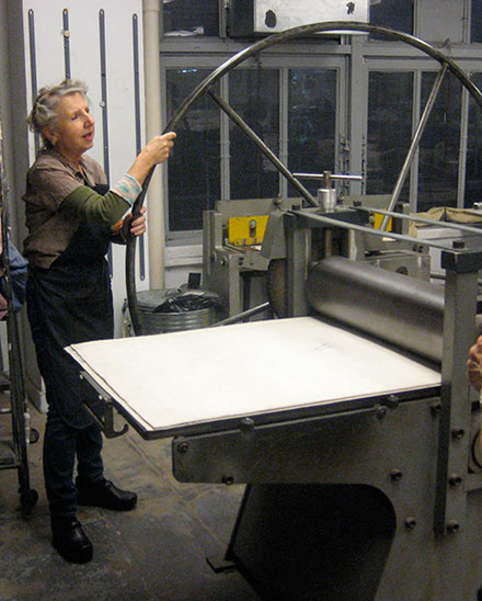 Monika de Vries Gohlke in the print studio